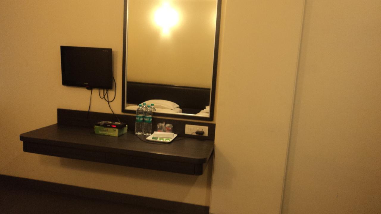 ホテル ロイヤル ヒルズ Bapane エクステリア 写真